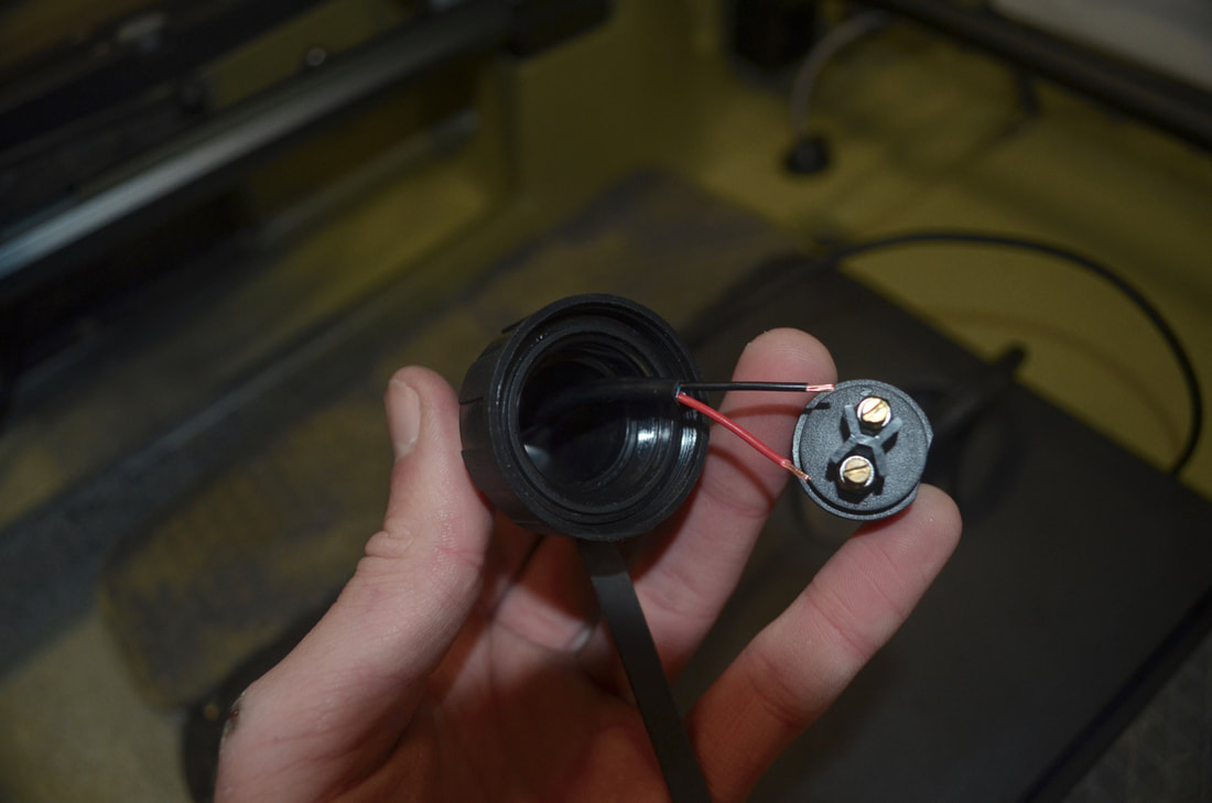 Fitting a Index Marine Bulgin 2 Pin waterproof plug