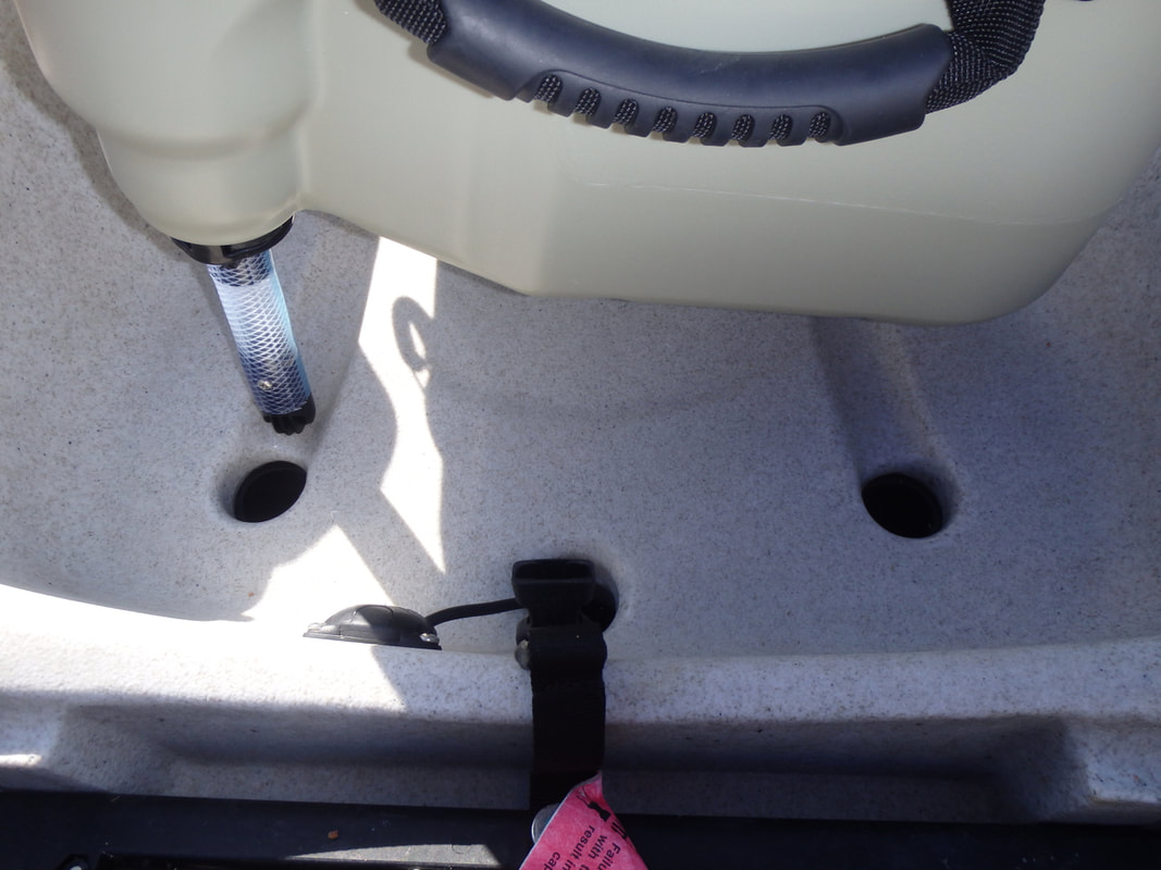 Installing the Hobie Livewell