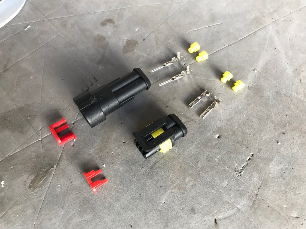 Superseal connector 2-way for fish finder